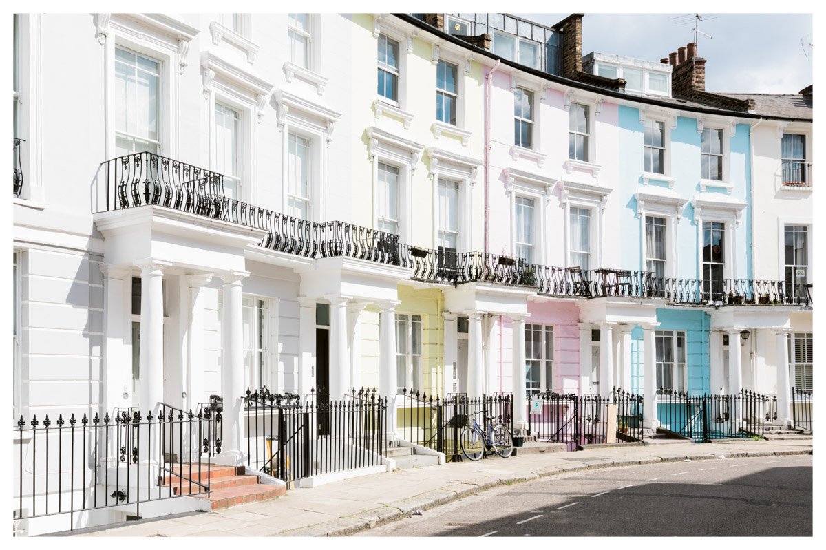 "Scenic London Stroll: Primrose Hill and Regent's Park Walking Guide
