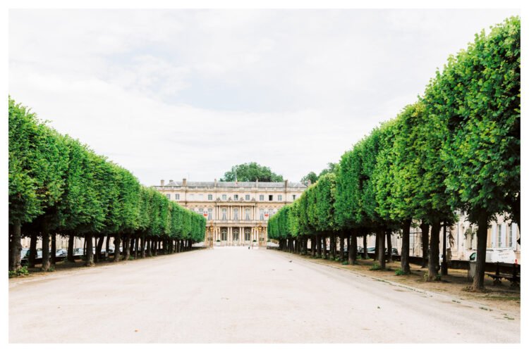 Nancy France Place Carriere